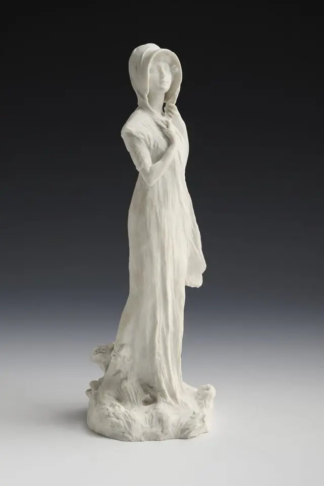 Art Nouveau figurine: Young woman with a hat. Sèvres.