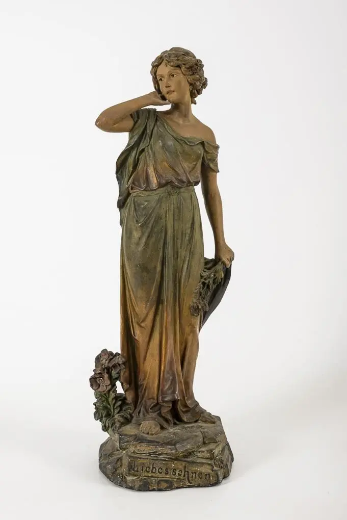 Art Nouveau figure "Longing for Love.".