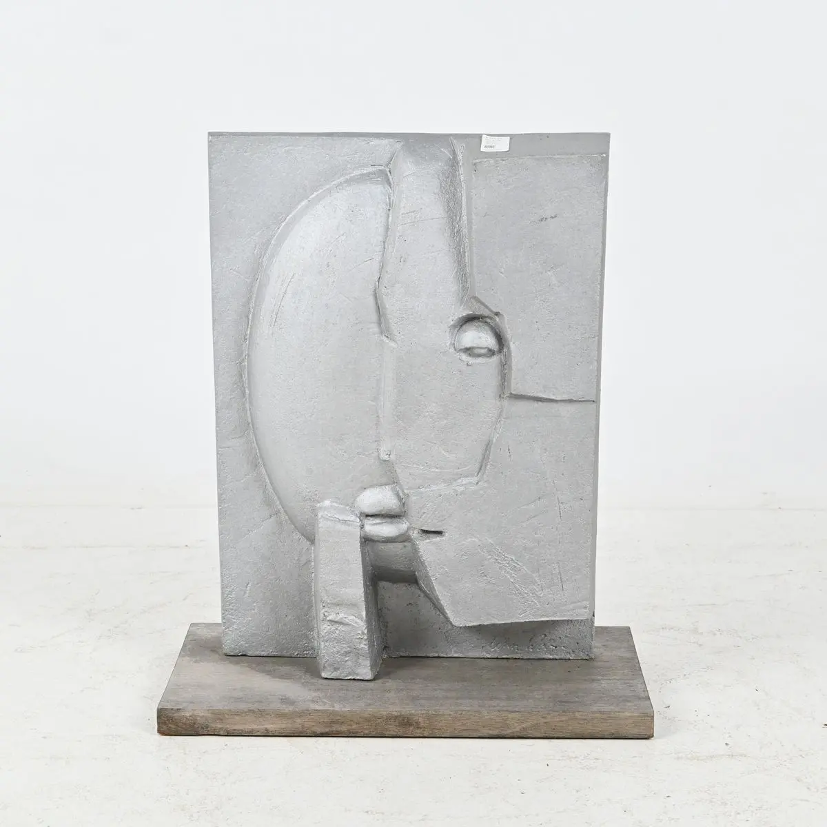 Ann Wolff, skulptur "Aluna", aluminium, Byarums bruk 2013, signerad