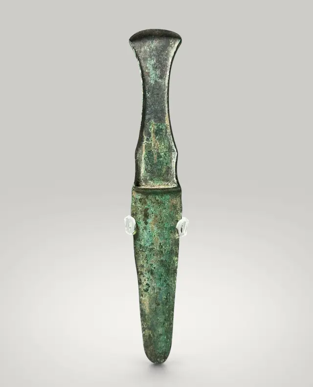 Bronze dagger, Persian culture, Iron Age (1200-800 BC)