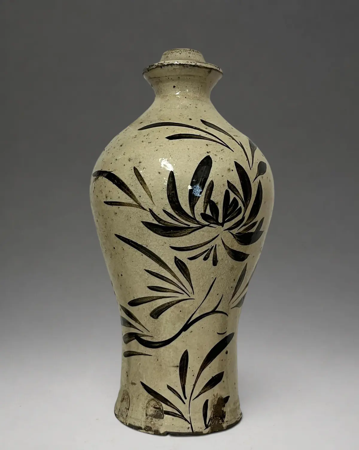 Cizhou vase in the Meiping style, China, Yuan dynasty (1271-1368)