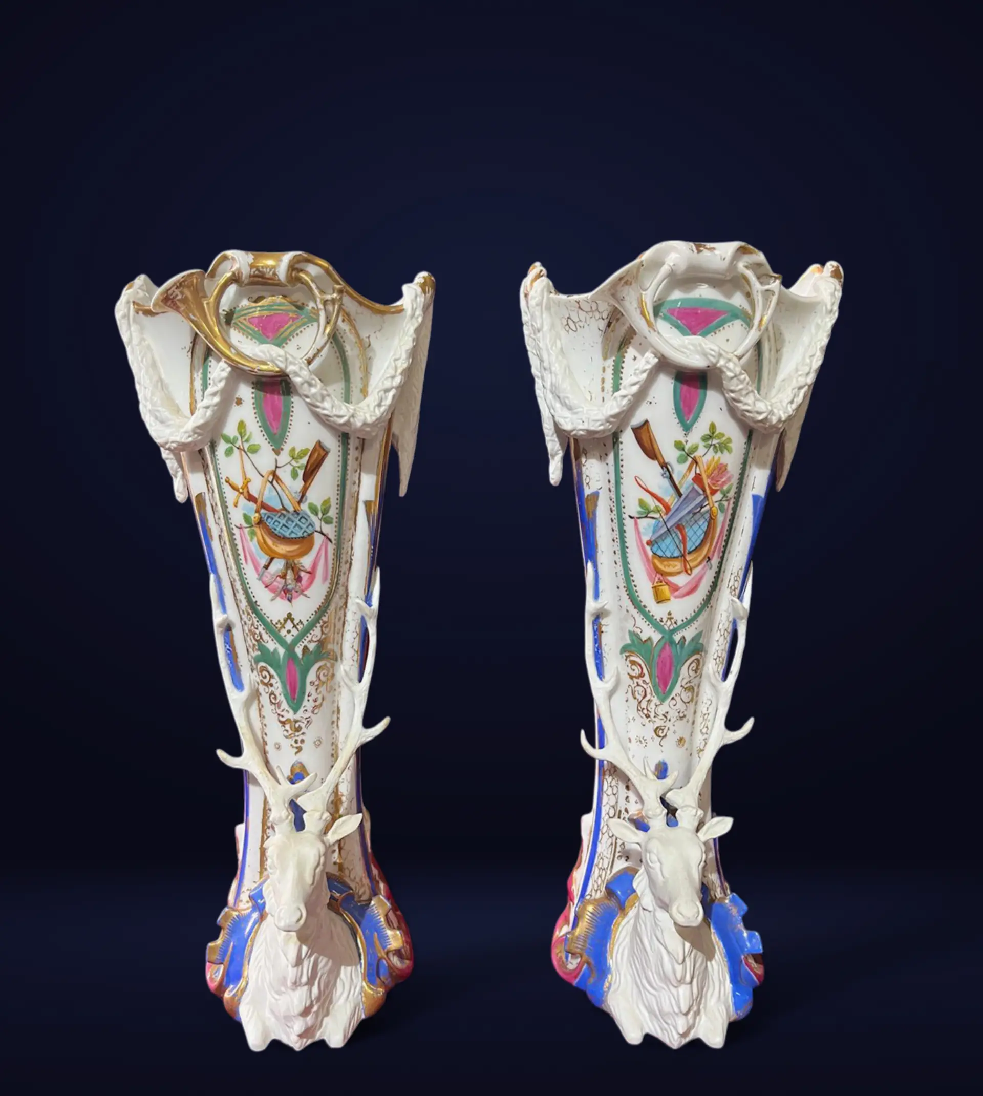 Exquisite Old Paris porcelain Flowerpots, 19th century