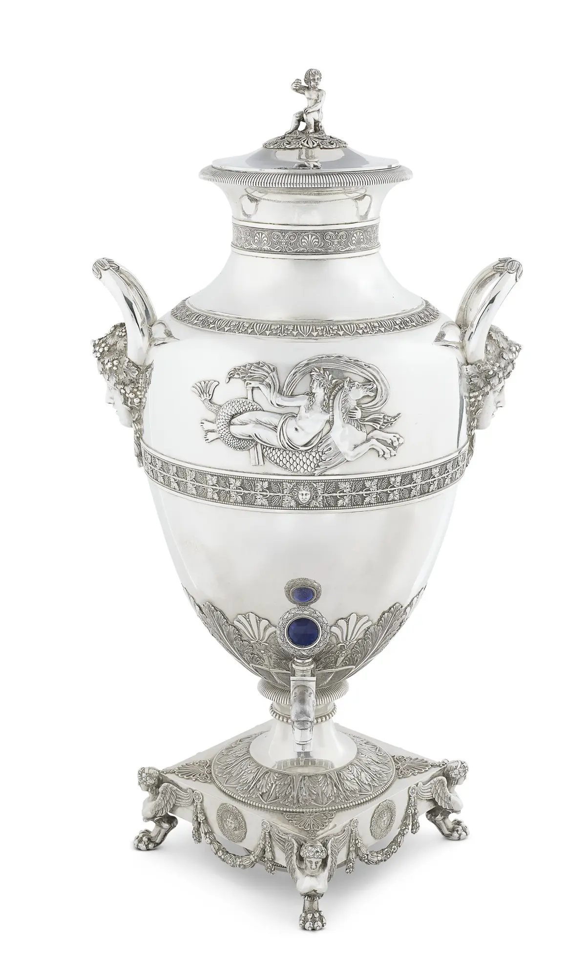 Un Cadeau De L'empire Fontaine À Eau Chaude En Argent D'époque Restauration