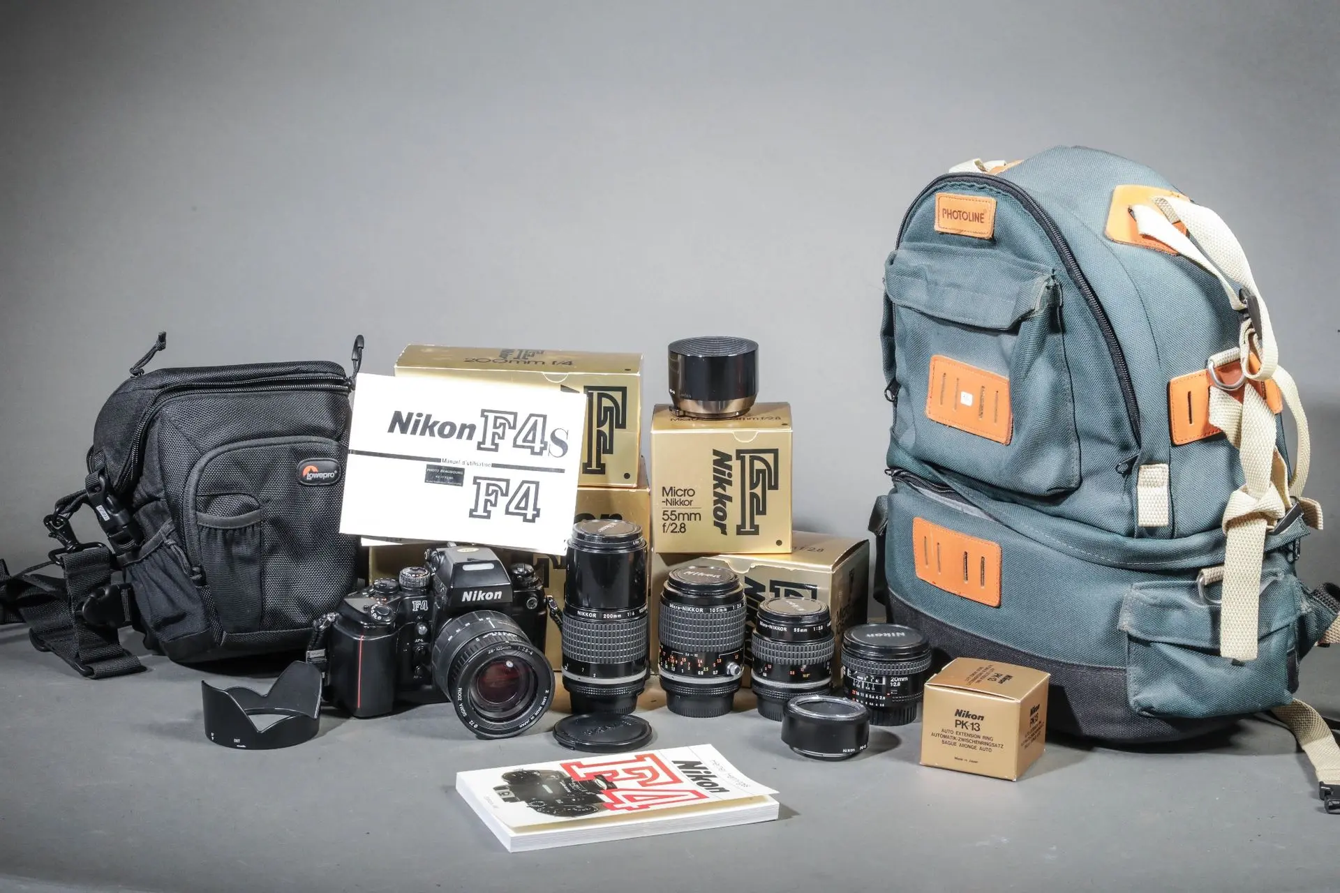 Nikon photography kit. - Lot 80