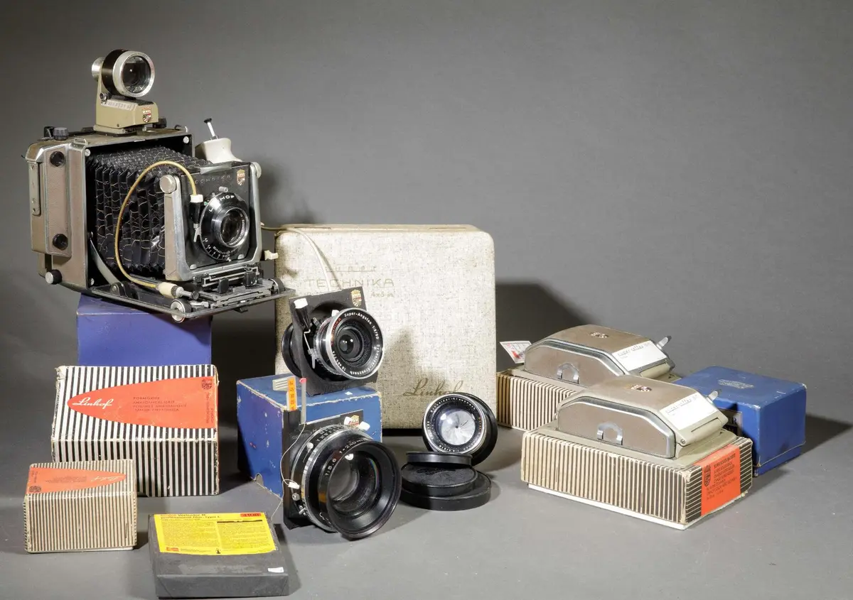 Linhof photographic kit. In a “Super Technika 9 x 12 cm 4 x - Lot 60