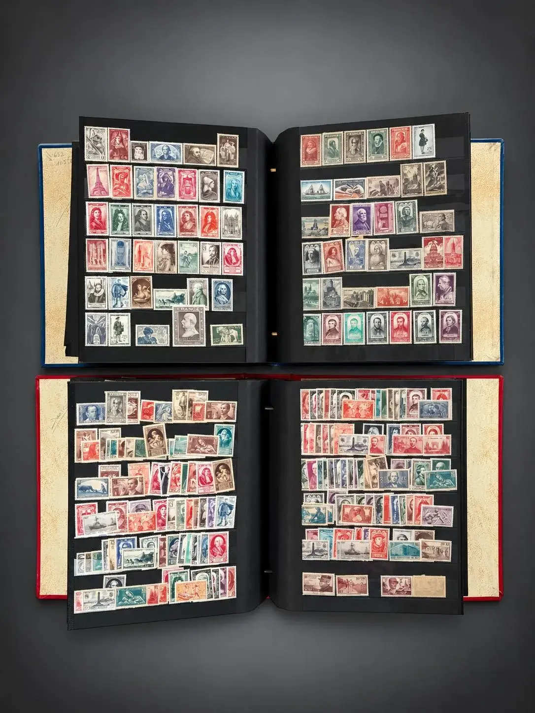 Two stamp albums containing stamps from France, Mauritius, t - Lot 125