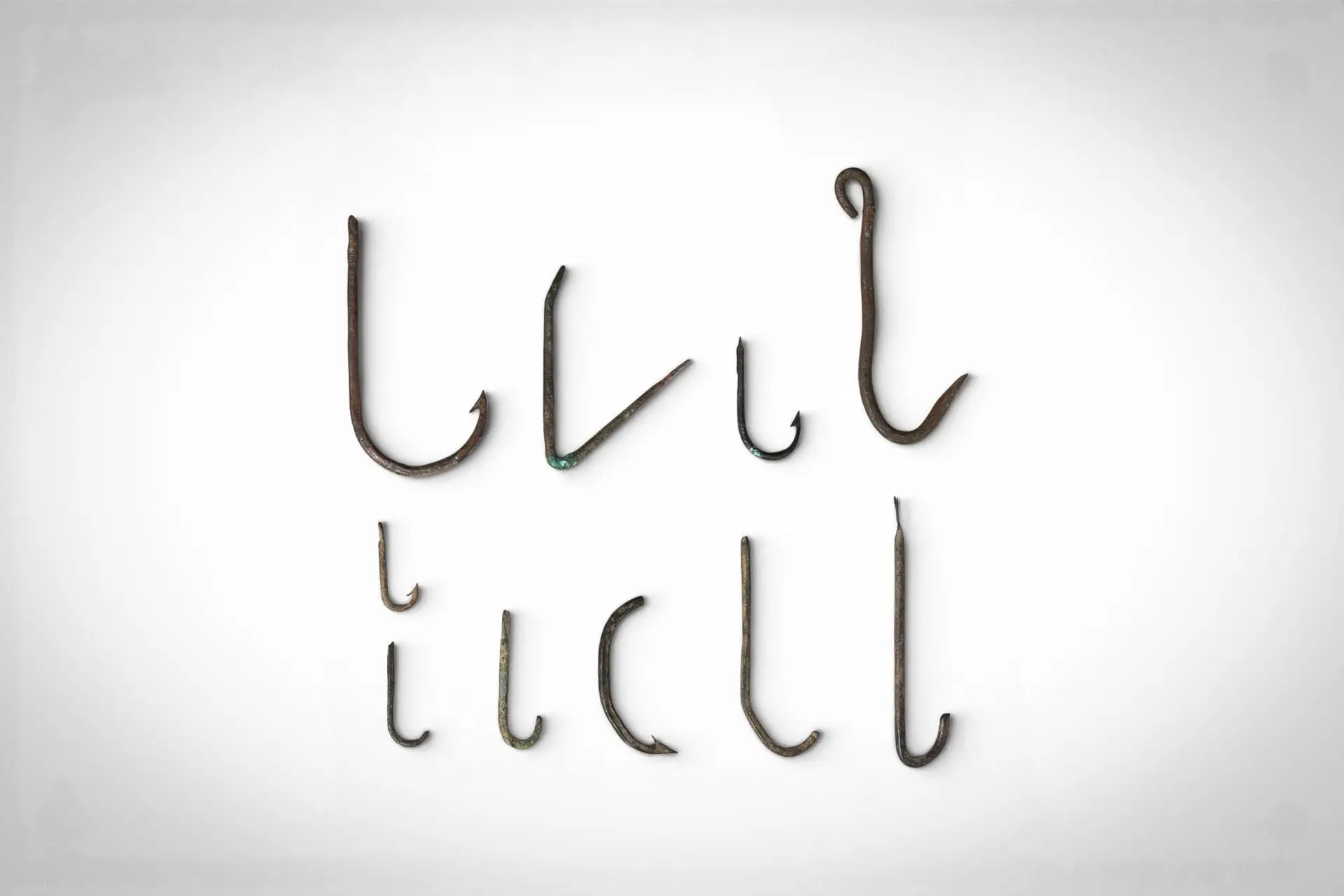 ROMAN BRONZE FISH HOOKS