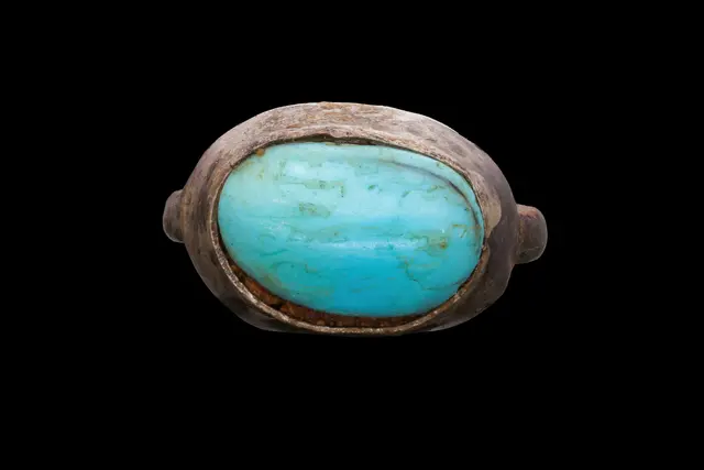 MEDIEVAL SILVER RING WITH TURQUOISE CABOCHON
