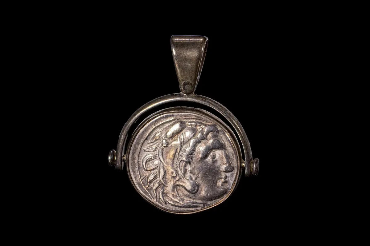 HELLENISTIC SILVER DRACHM OF ALEXANDER THE GREAT IN SILVER PENDANT