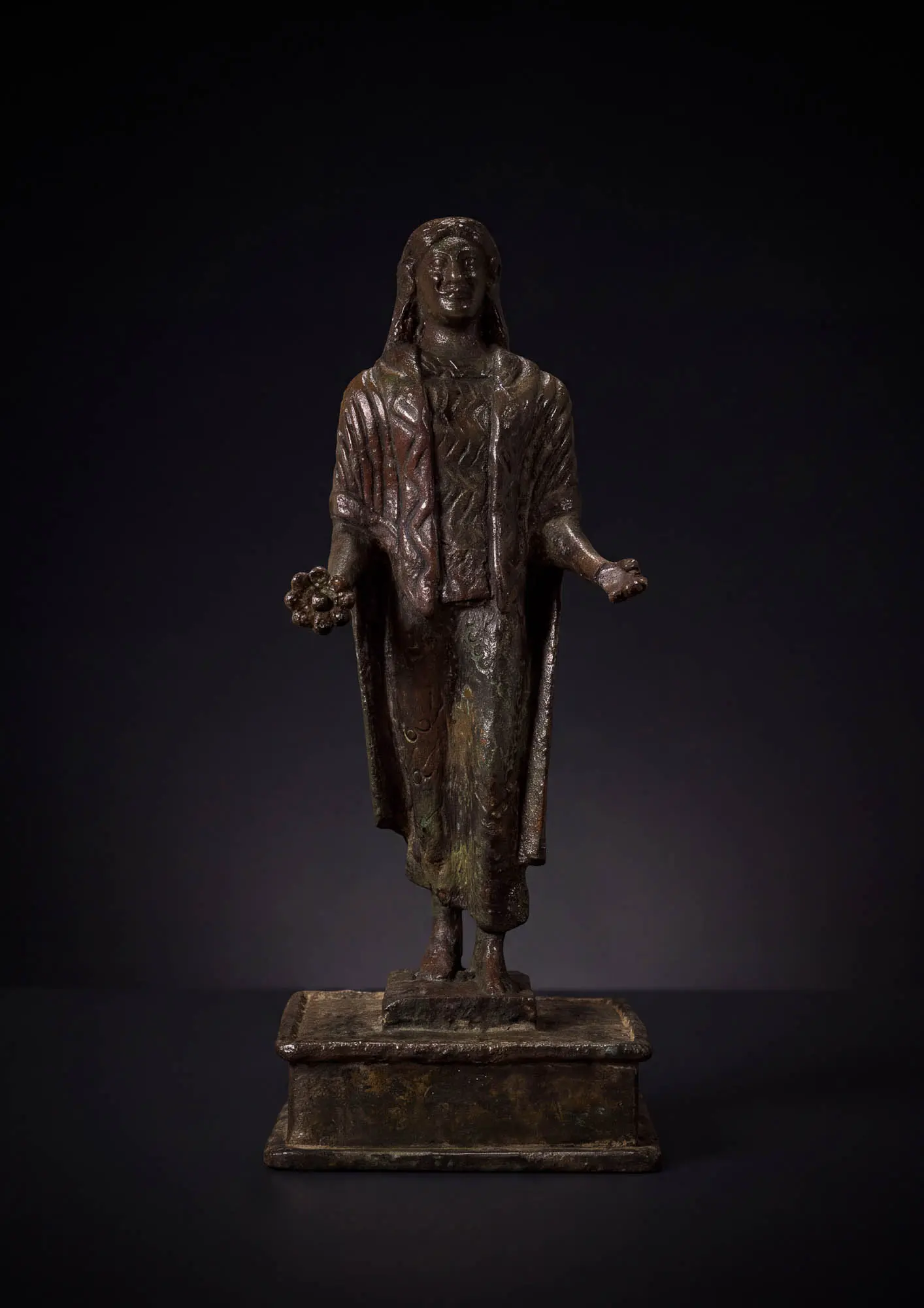 ETRUSCAN BRONZE FIGURE OF A FEMALE VOTARY