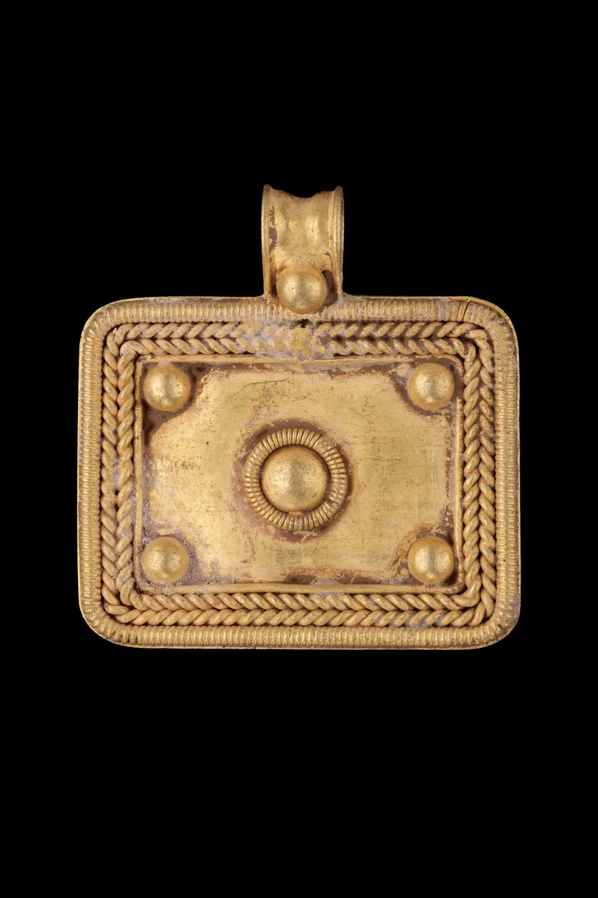 ROMAN GOLD PENDANT WITH PELLETS