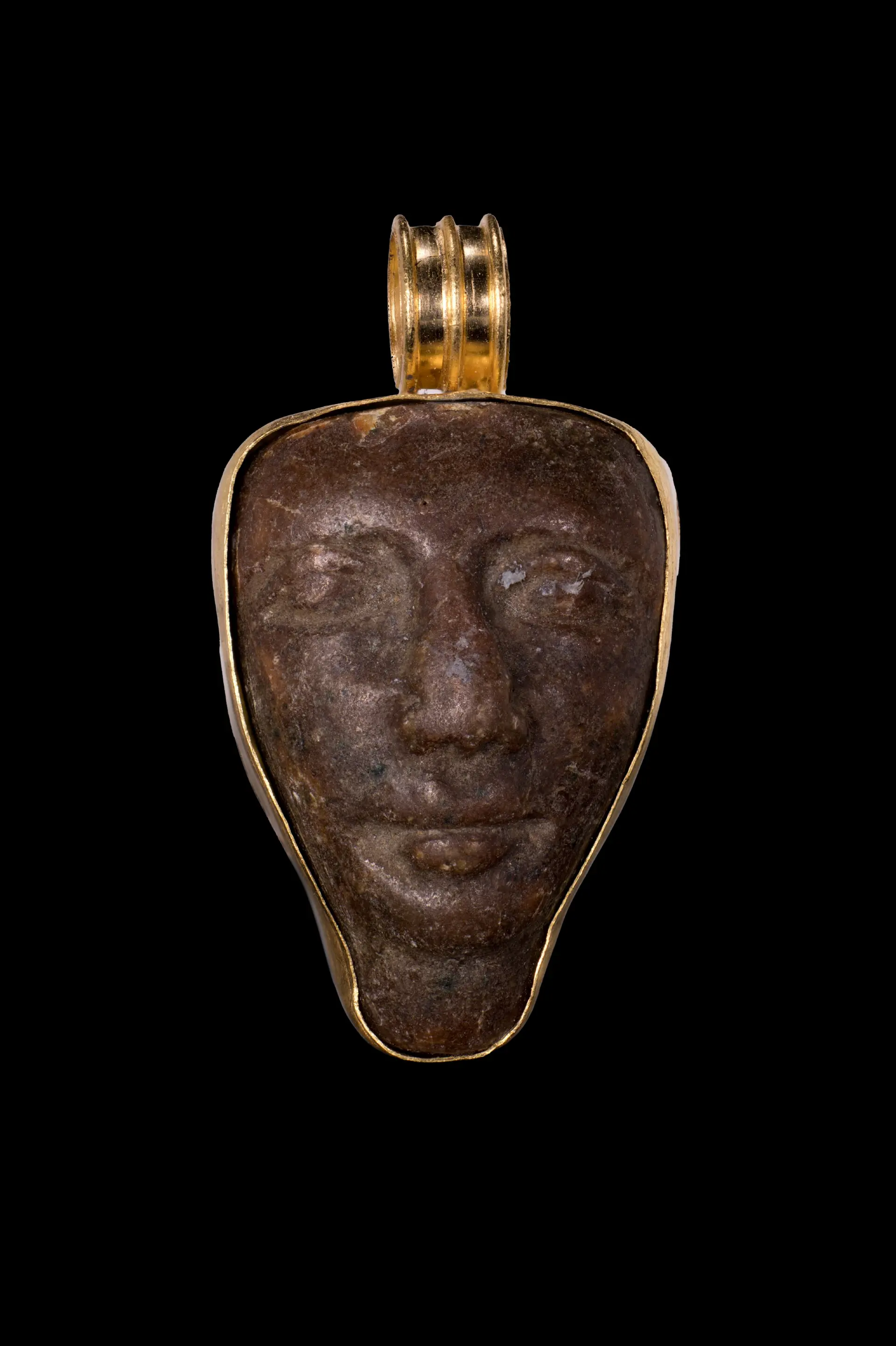 EGYPTIAN FAIENCE AMULET IN GOLD PENDANT