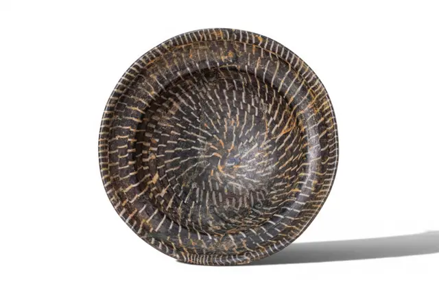 ROMAN MOSAIC GLASS BOWL WITH SWIRL DECORATION