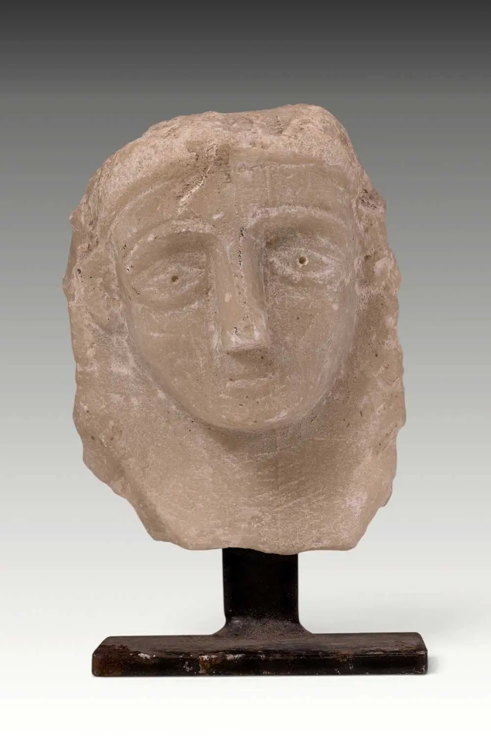 SOUTH ARABIAN MARBLE HEAD