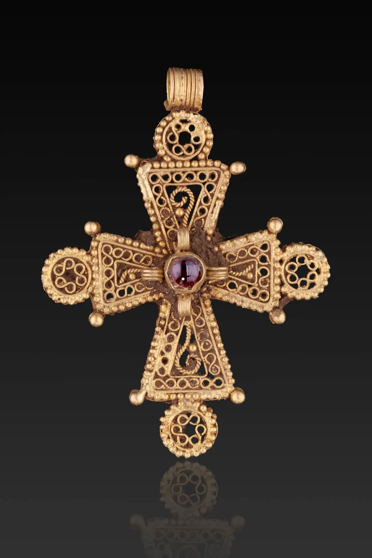 RARE BYZANTINE OPENWORK GOLD CROSS PENDANT WITH GARNET