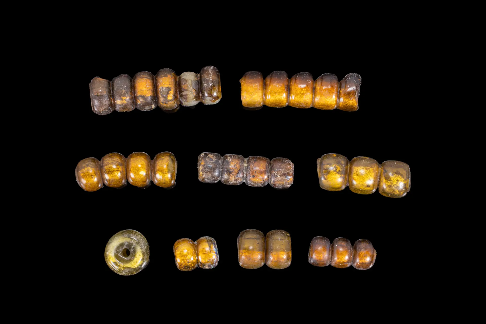 COLLECTION OF VIKING GOLD LEAF GLASS BEADS