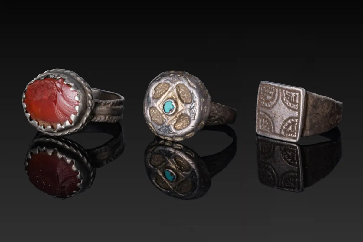 COLLECTION OF MEDIEVAL AND POST-MEDIEVAL SILVER RINGS