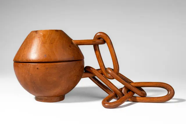 LARGE SOUTH AFRICAN TSONGA WOODEN SNUFF CONTAINER