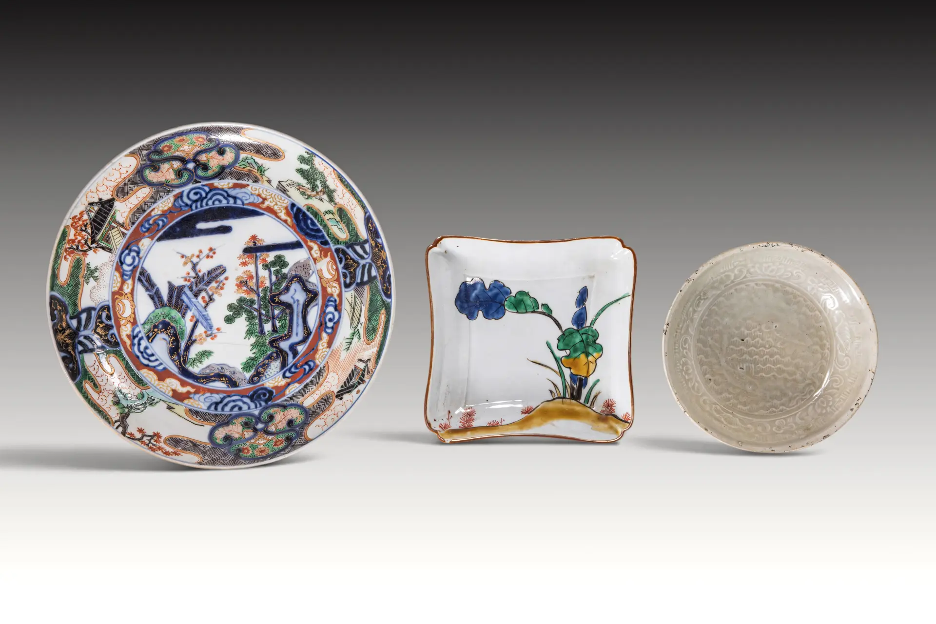 GROUP OF CERAMICS