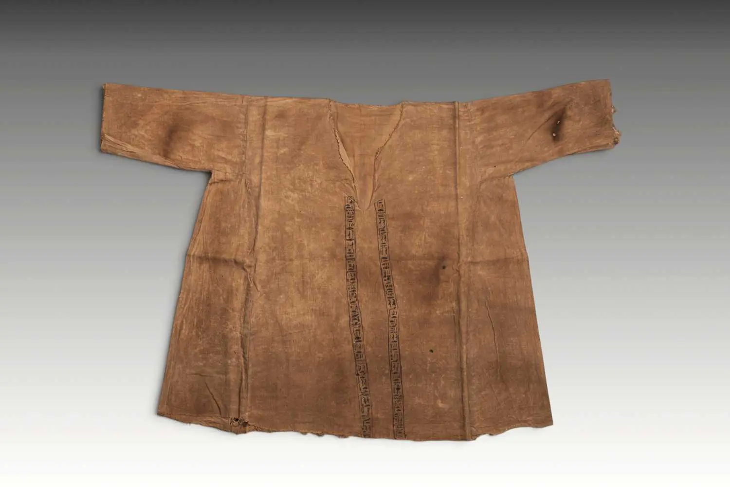 RARE EGYPTIAN TUNIC WITH HIEROGLYPHIC INSCRIPTION