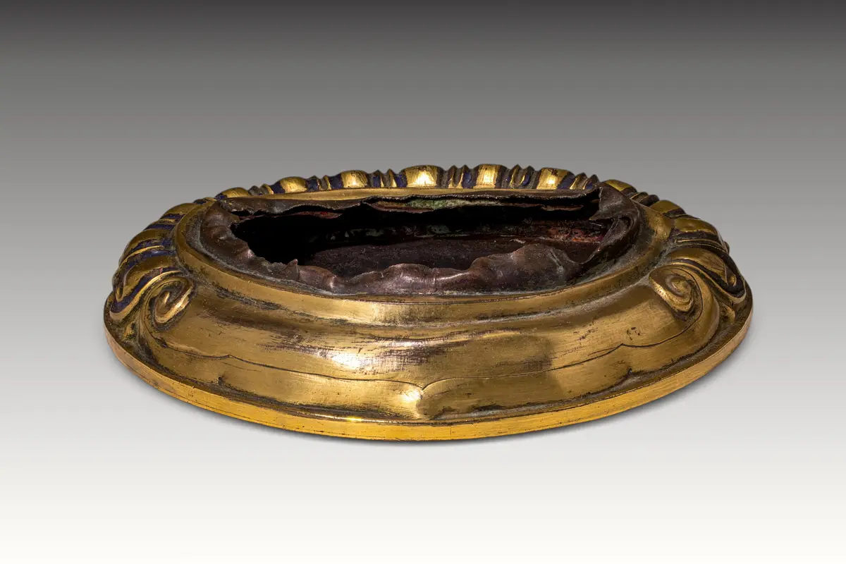 TIBETAN BRONZE LOTUS BASE