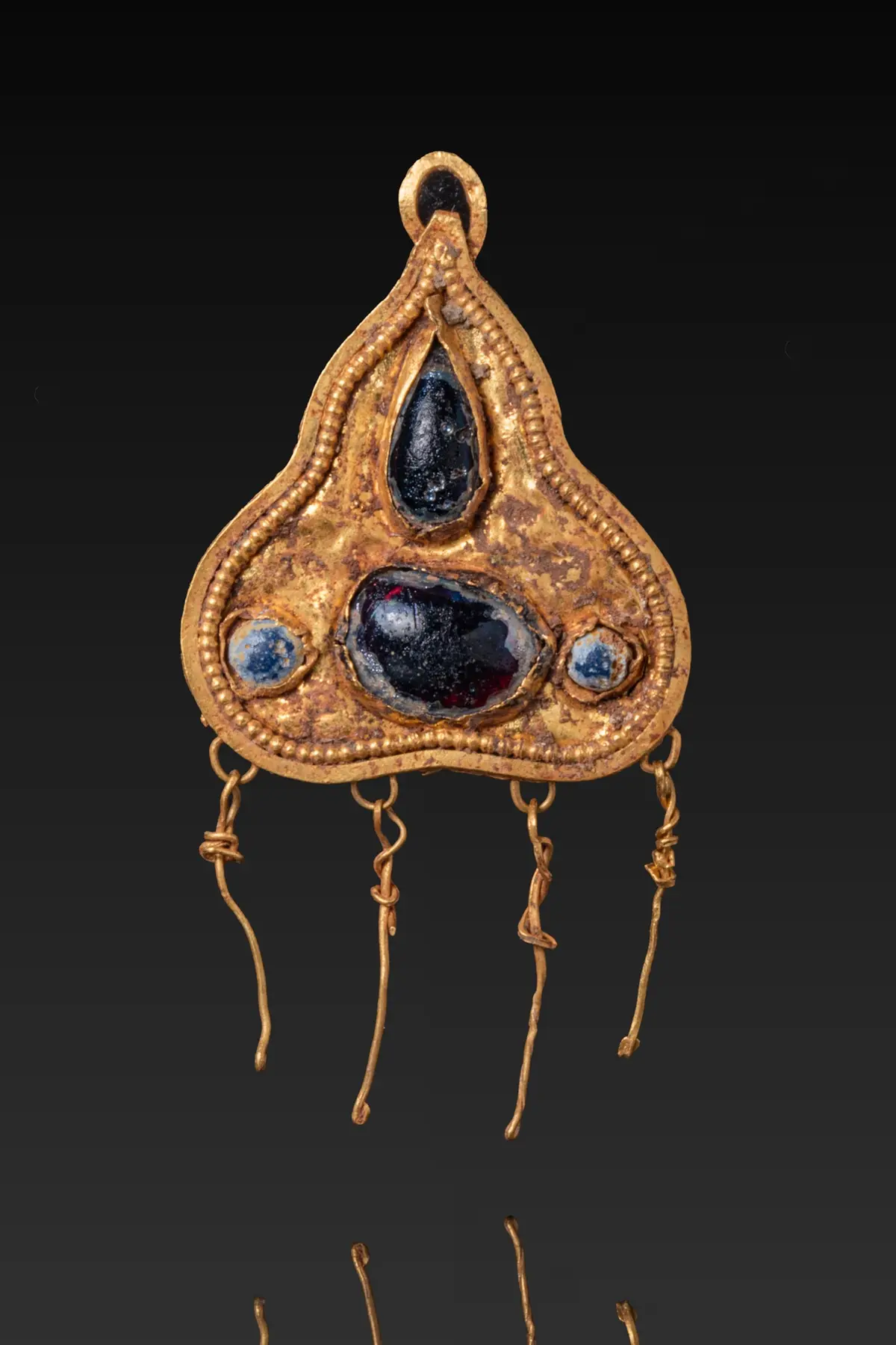 BYZANTINE HIGH KARAT GOLD PENDANT WITH GARNETS AND GLASS CABOCHONS