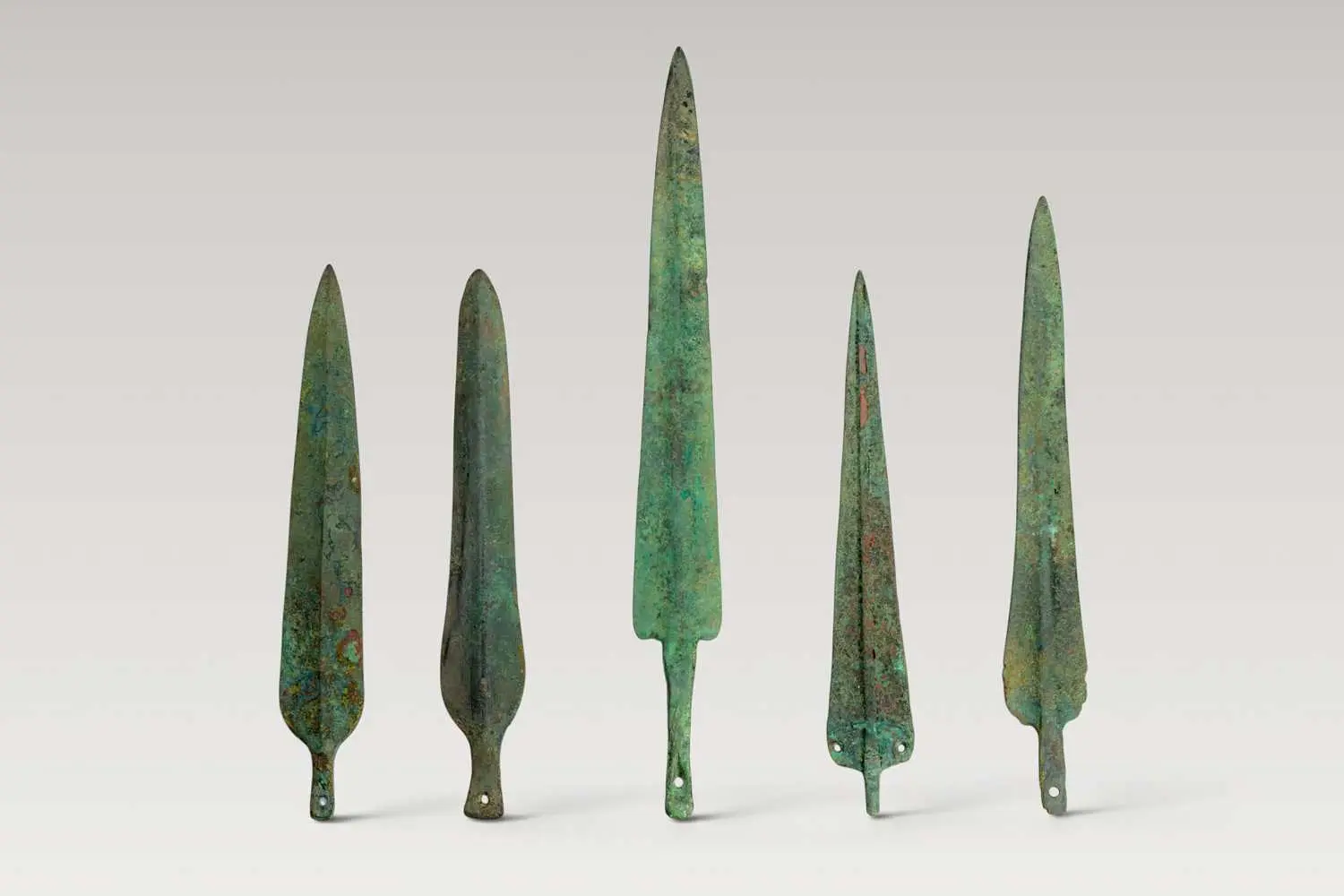 COLLECTION OF FIVE BRONZE AGE BLADES