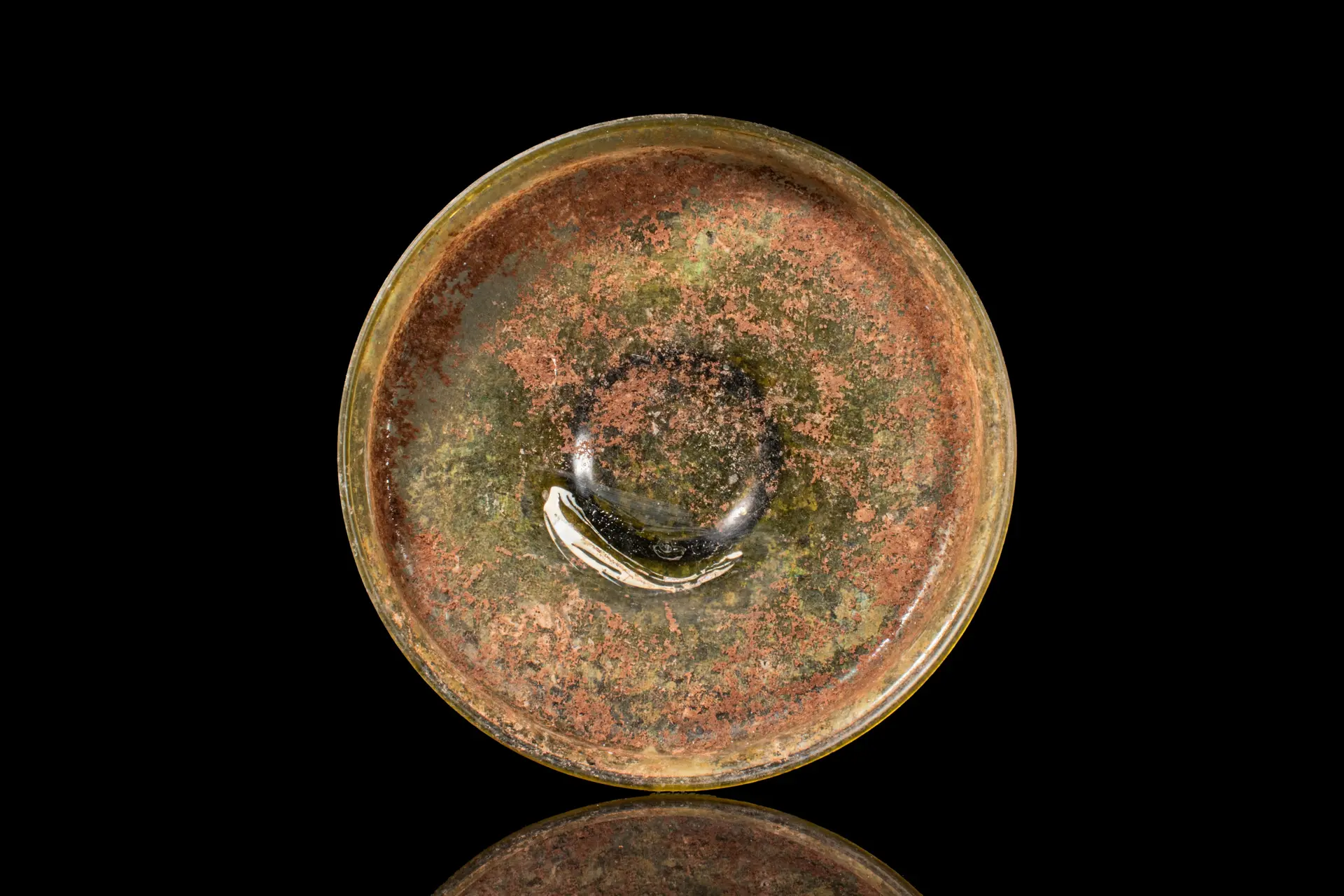 STUNNING ROMAN FOOTED GLASS PLATE