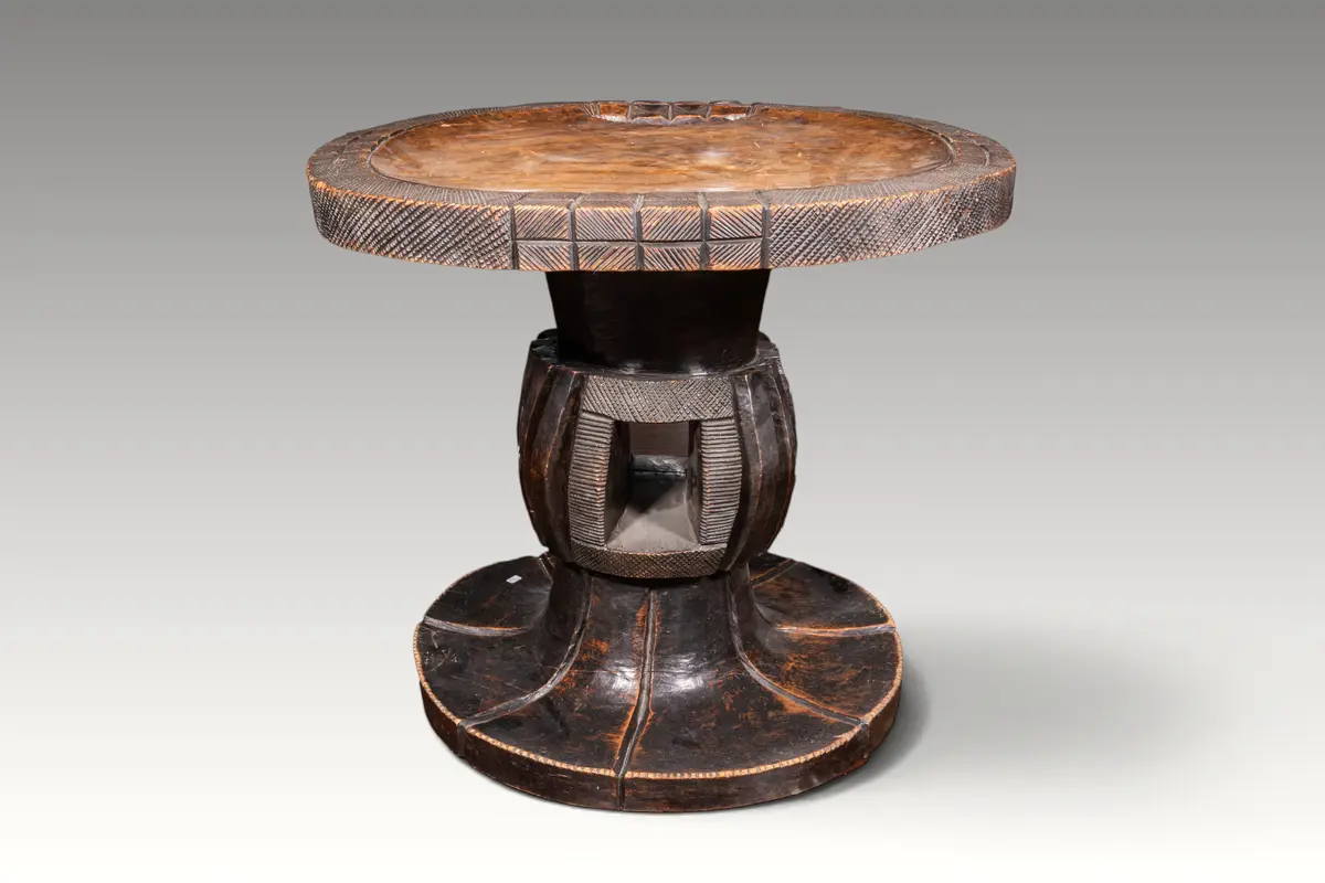 LARGE WOODEN MANGBETU STOOL