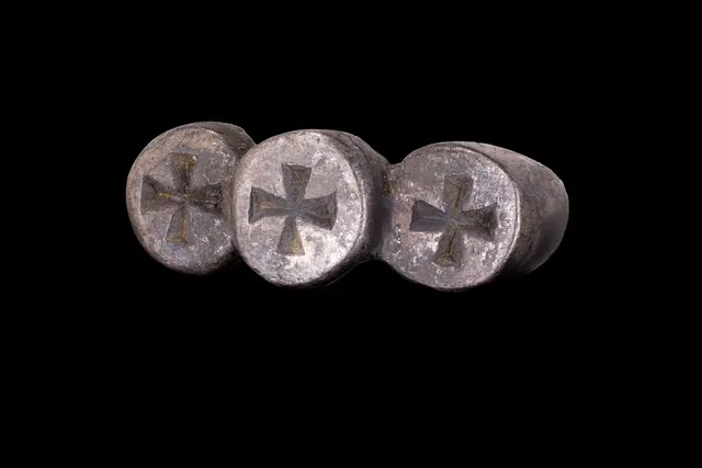 LARGE BYZANTINE SILVER RING WITH TRIPLE CROSS