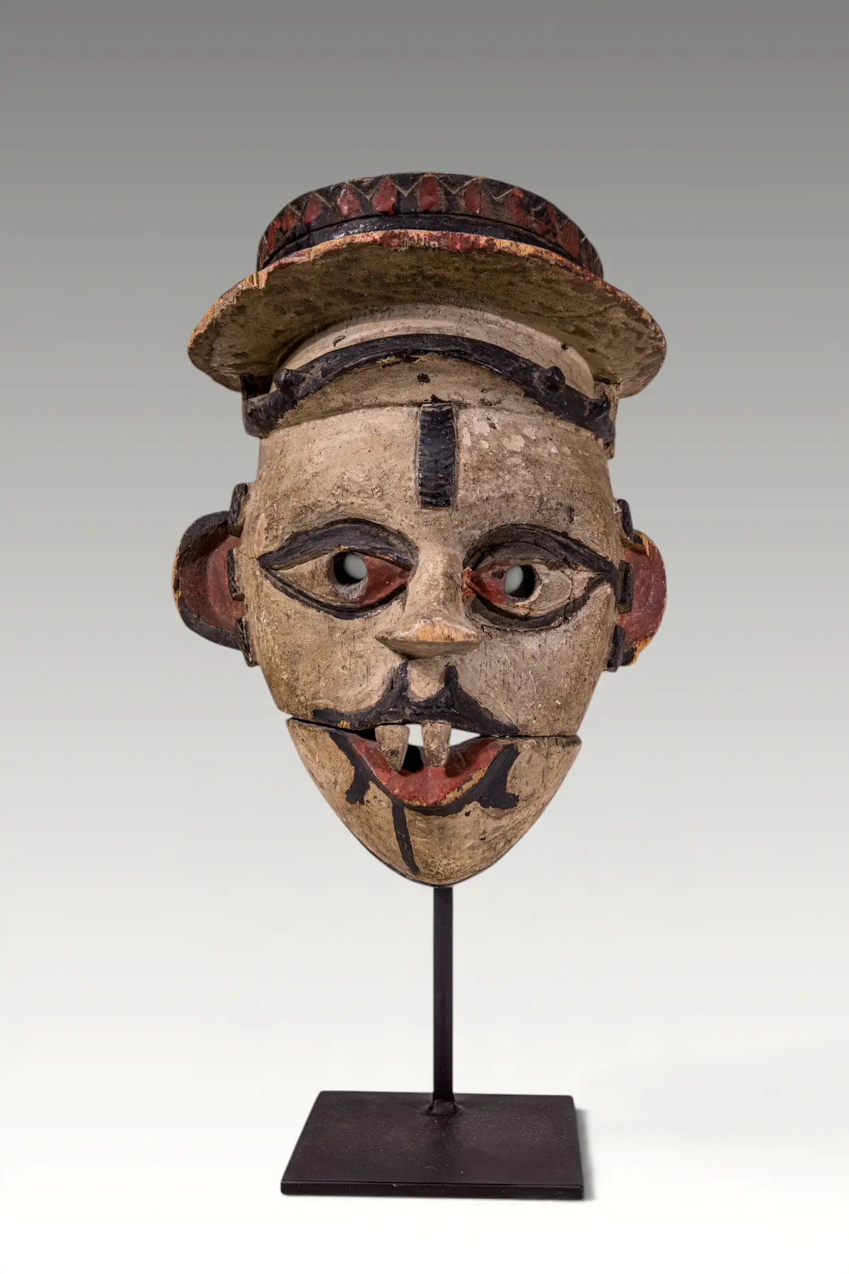 OGONI PAINTED MASK WITH ARTICULATED JAW