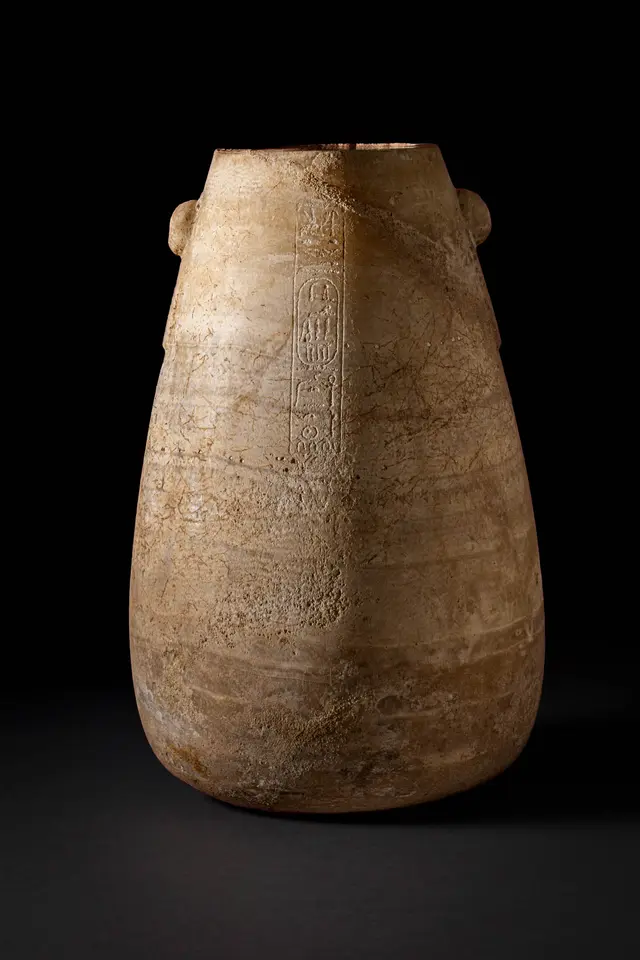 OUTSTANDING EGYPTIAN ALABASTER VESSEL OF DARIUS I WITH QUADRILINGUAL