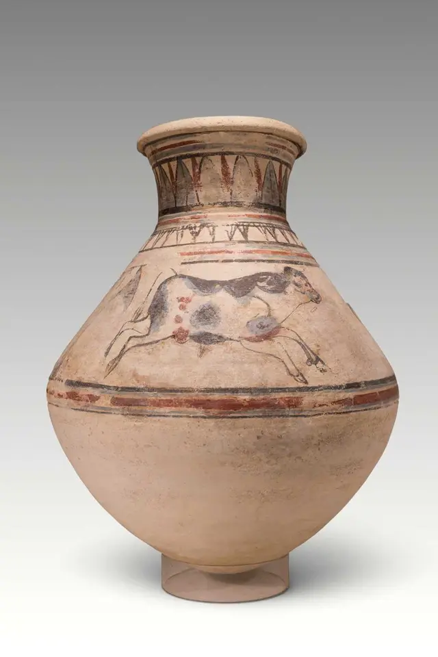EGYPTIAN AMARNA PERIOD PAINTED POTTERY JAR WITH BULLS