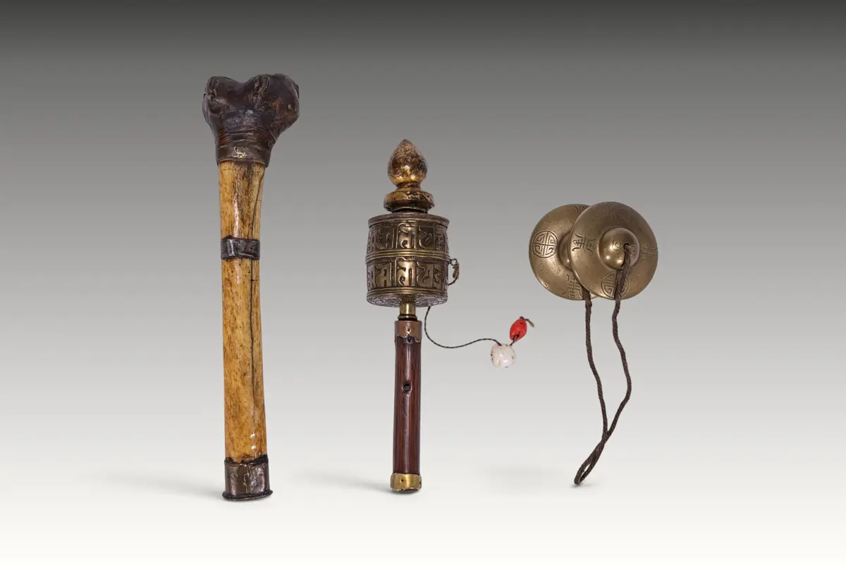 GROUP OF TIBETAN RITUAL OBJECTS