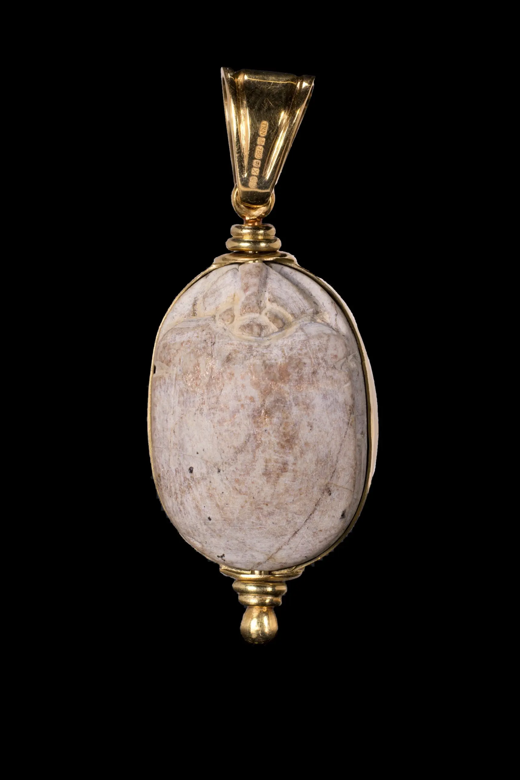 EGYPTIAN STEATITE SCARAB WITH HIEROGLYPHS IN GOLD PENDANT