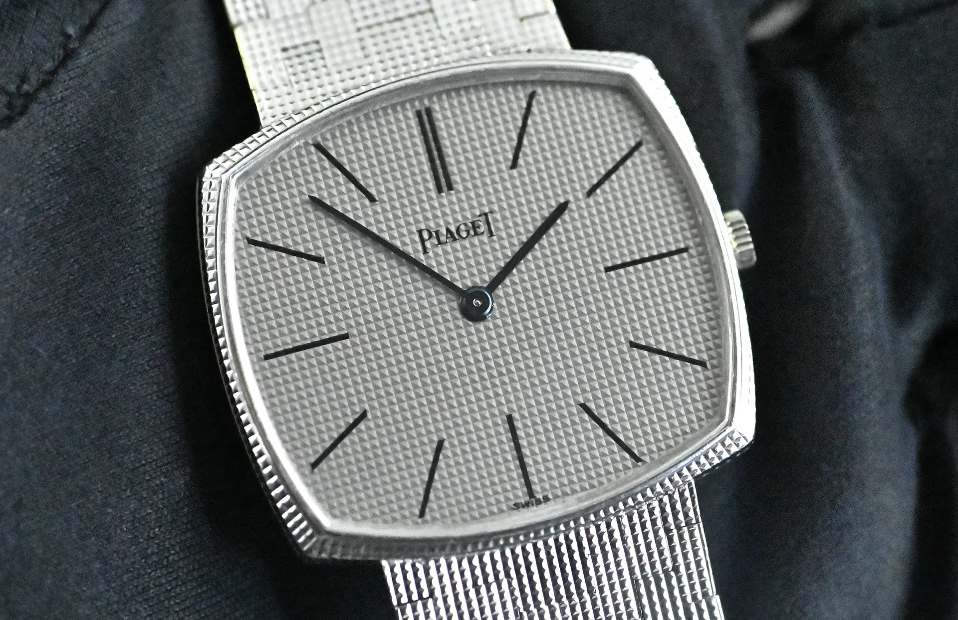 Piaget 9501 seltene Vintage TV Screen Clous De Paris Weißgold