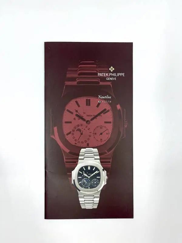 Patek Philippe Nautilus Ref. 3712 Datenblatt / Beschreibung