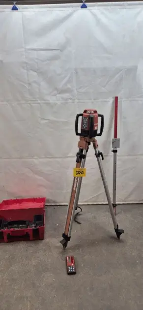 NIVÅLASER HILTI INKL STATIV OCH STICKA