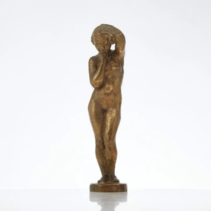 Woman figure | Clarence Blum