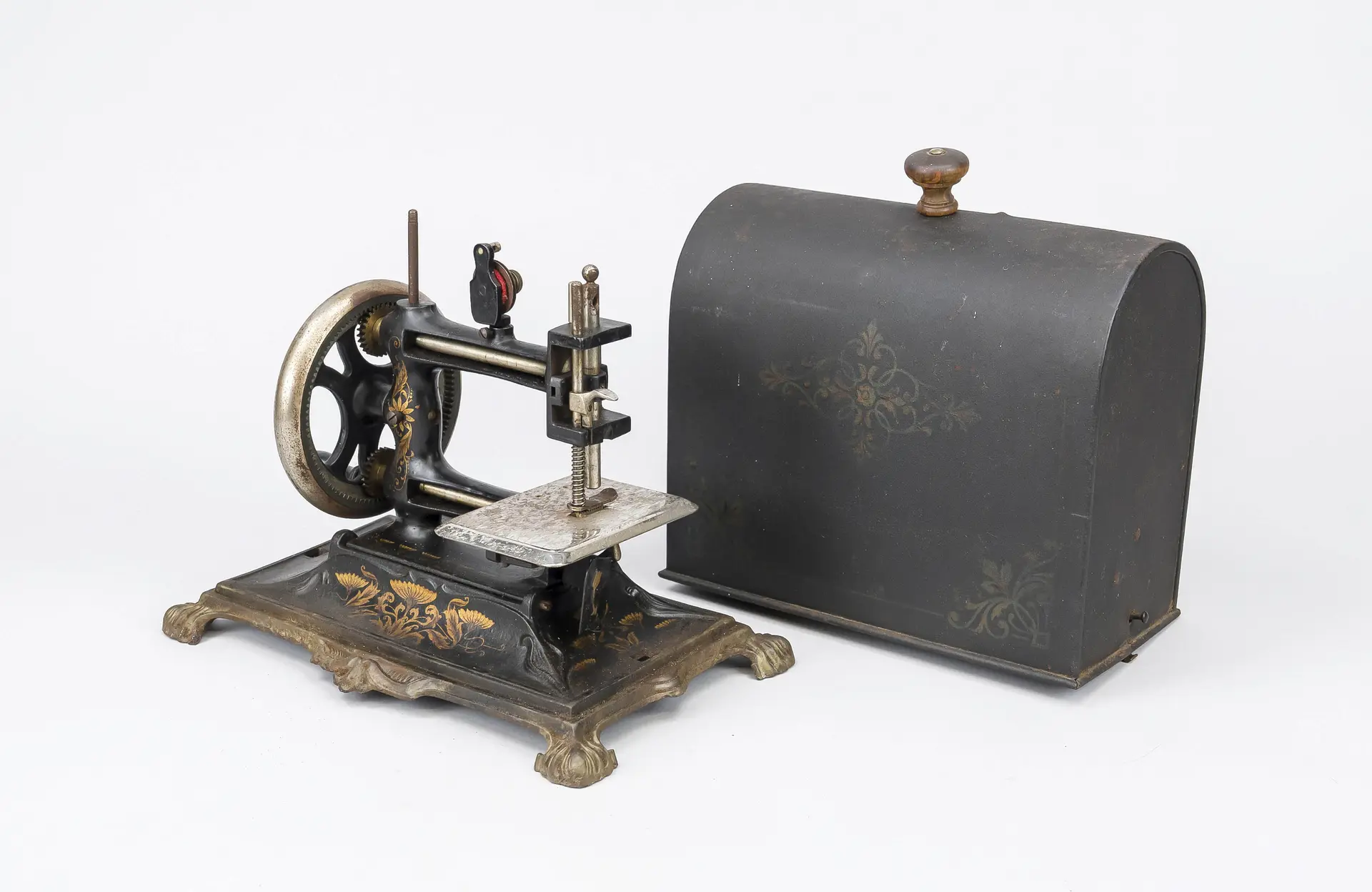 Kindernähmaschine, um 1900, Eisen