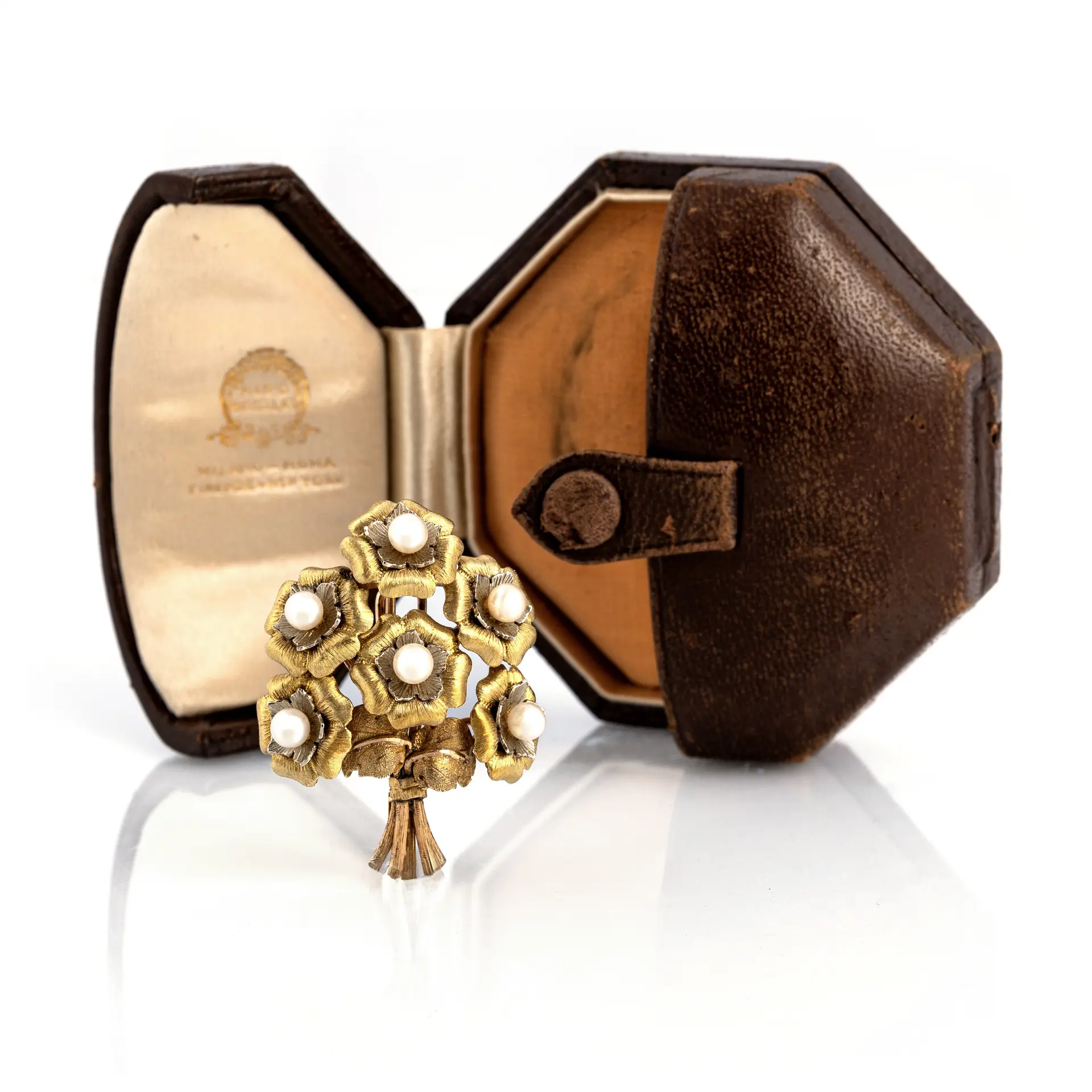 BUCCELLATI, spilla Bouquet con Perle. Oro giallo 18kt, piccole perle