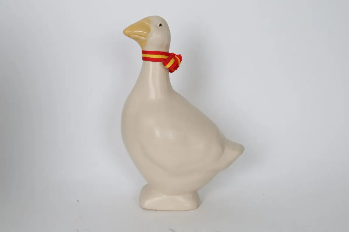 FIGURIN, anka, keramik, Kullabygdens Keramik, Höganäs, Bergendahlsgruppen