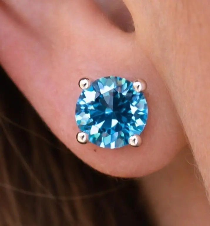 $1100, 14k blue lab diamond (0.8ct) earring, retai