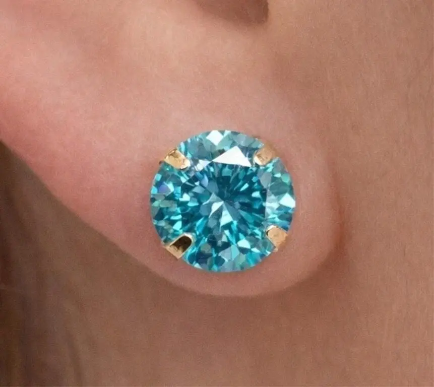 $800, 14k(0.84g), lab diamond (0.8ct)earring, reta