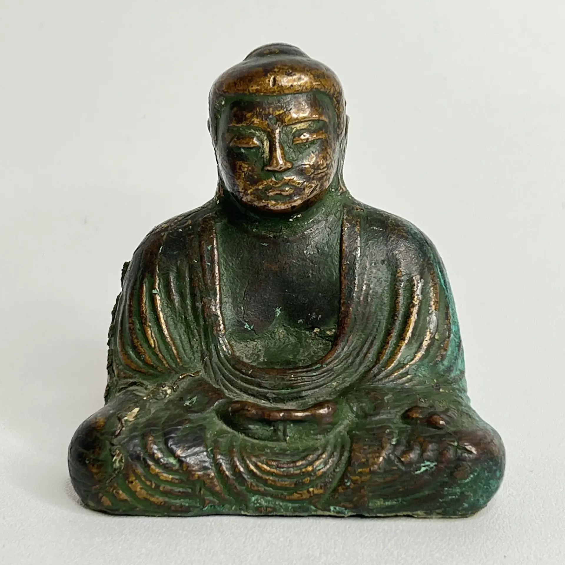 SKULPTUR, gjuten brons/kopparlegering. Buddha, troligen Ostasien