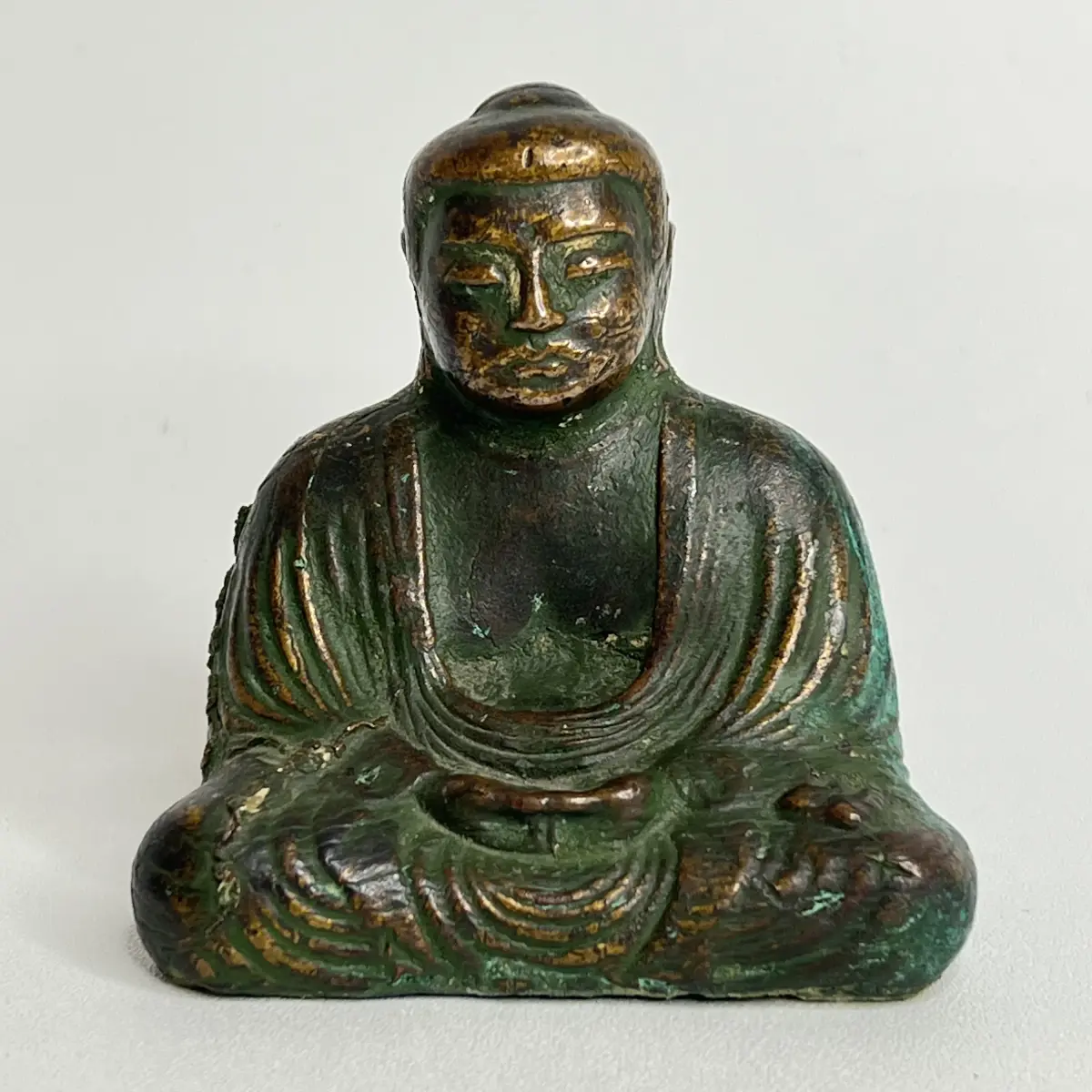 SKULPTUR, gjuten brons/kopparlegering. Buddha, troligen Ostasien