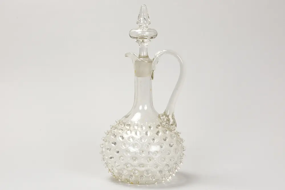 Antieke Luikse karaf in kleurloos glas - hoogte : 30 cm / antique