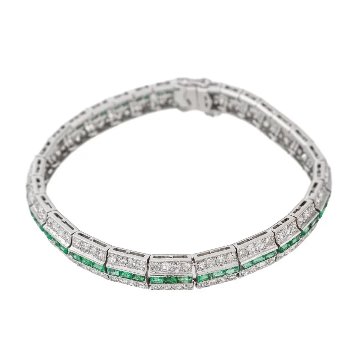 Bracelet en or blanc, platine, émeraudes et diamants