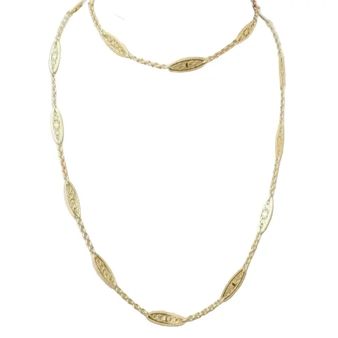 Collier filigrane en or jaune