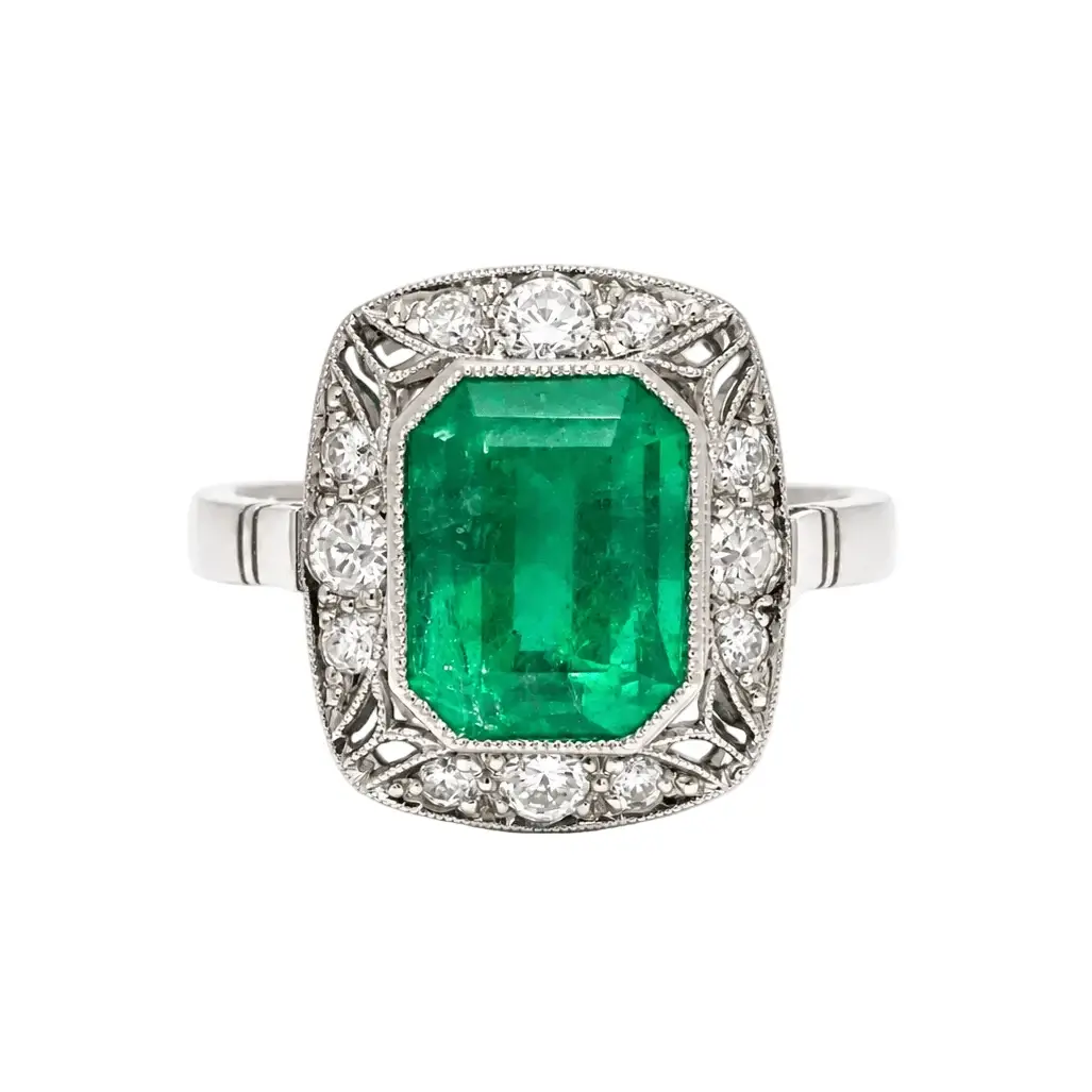 Bague Cocktail en platine, émeraude et diamants